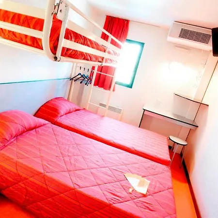 Premiere Classe Hotel *